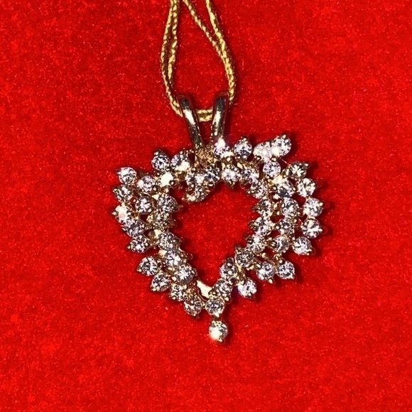 Heart Diamond 💎 Pendant 14K  NWT - Picture 2 of 5